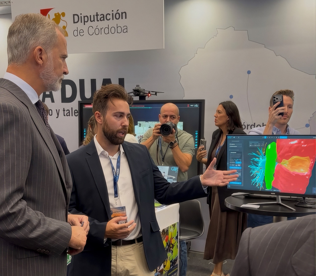 Visita del rey INDUDEF a Flamingo